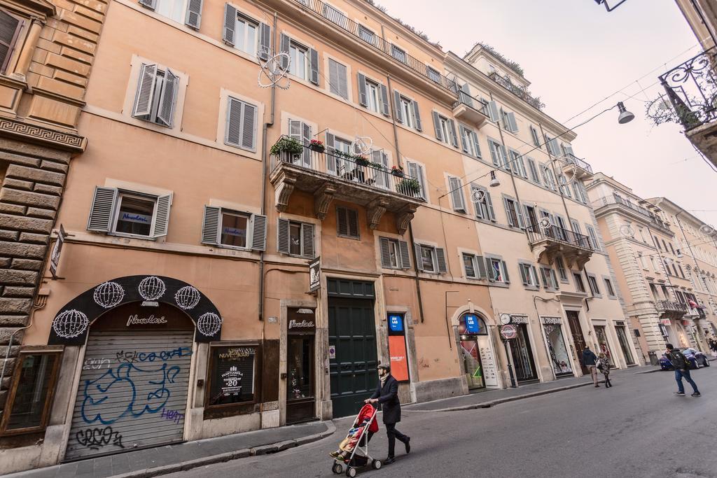 Townhouse By The Spanish Steps Рим Номер фото